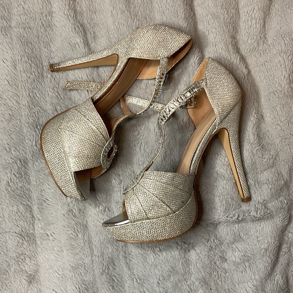 Prom heels - Picture 2 of 2